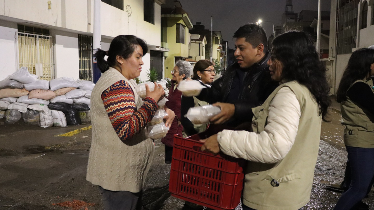Arzobispo de Arequipa llama a voluntariado y donaciones para damnificados por lluvias