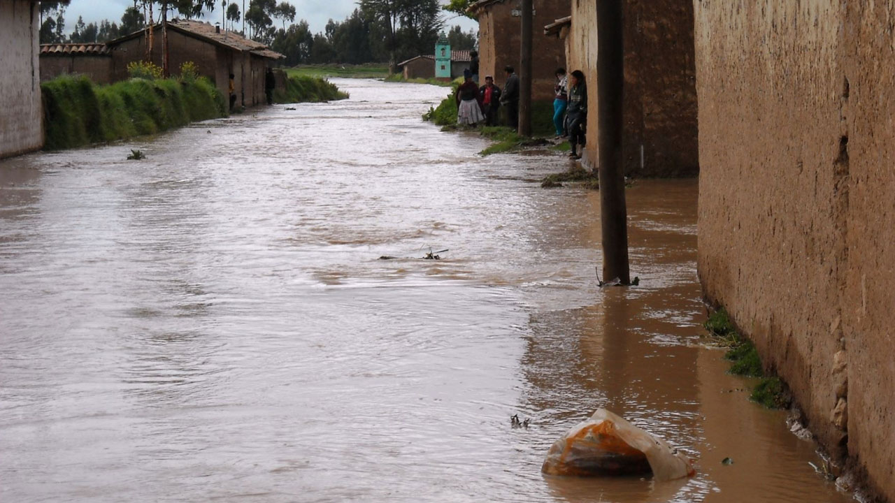 Arequipa en alerta por lluvias intensas