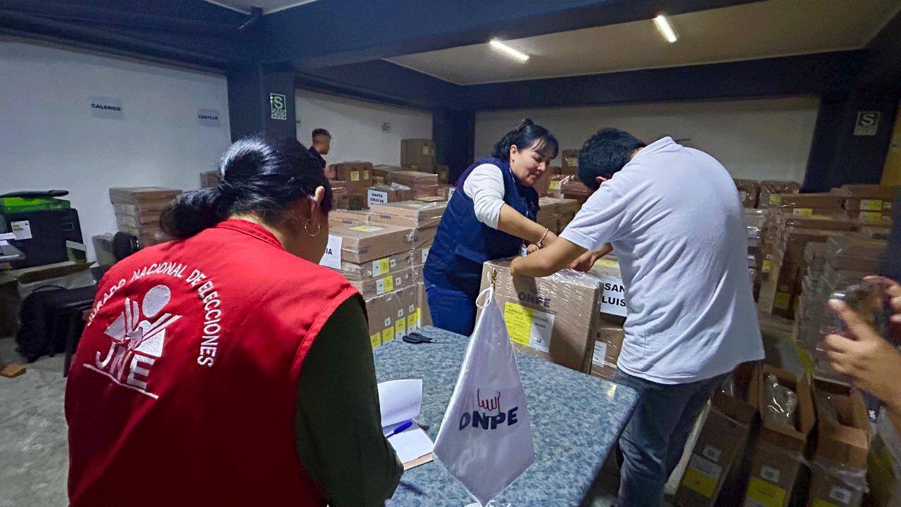 Contraloría detecta fallas en despliegue electoral ONPE