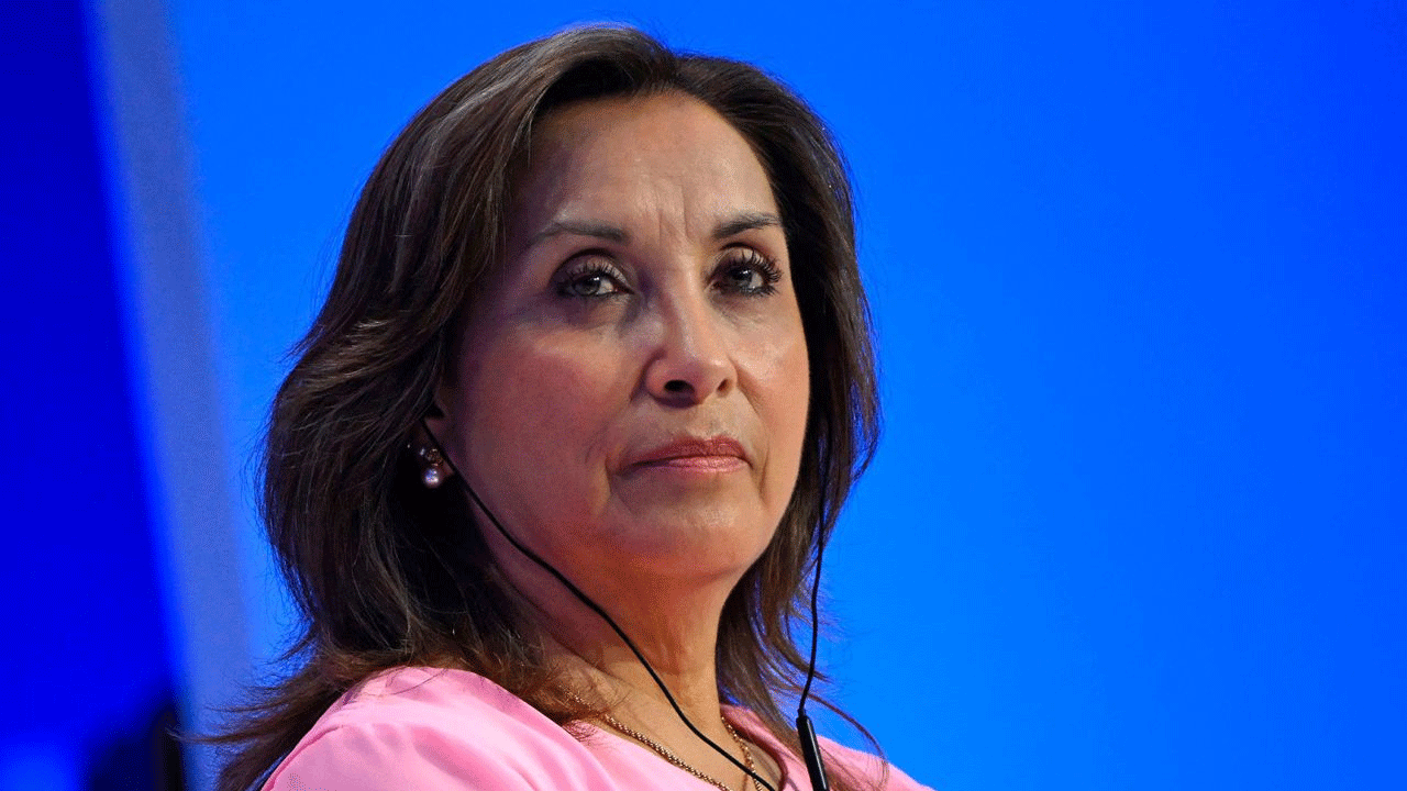 Dina Boluarte deberá devolver gastos de defensa legal si es hallada culpable, según normativa vigente