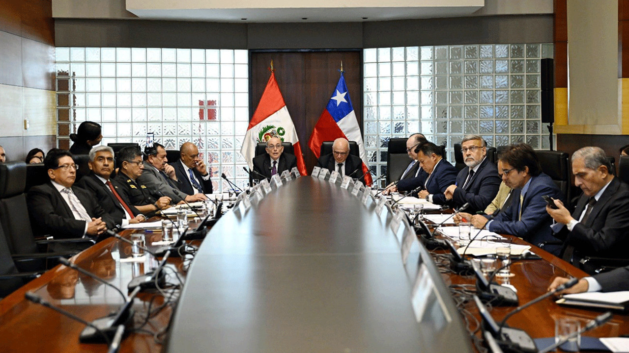 Perú y Chile refuerzan control fronterizo ante caída de migración irregular