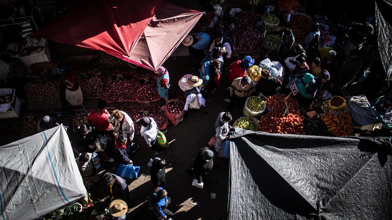 Escaso resguardo policial deja a diario en riesgo a la plataforma Andrés Avelino Cáceres