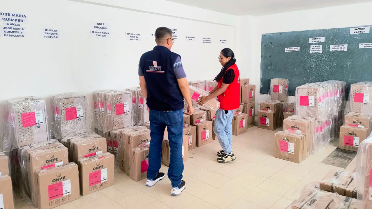 ODPE Camaná verifica material electoral para la segunda vuelta