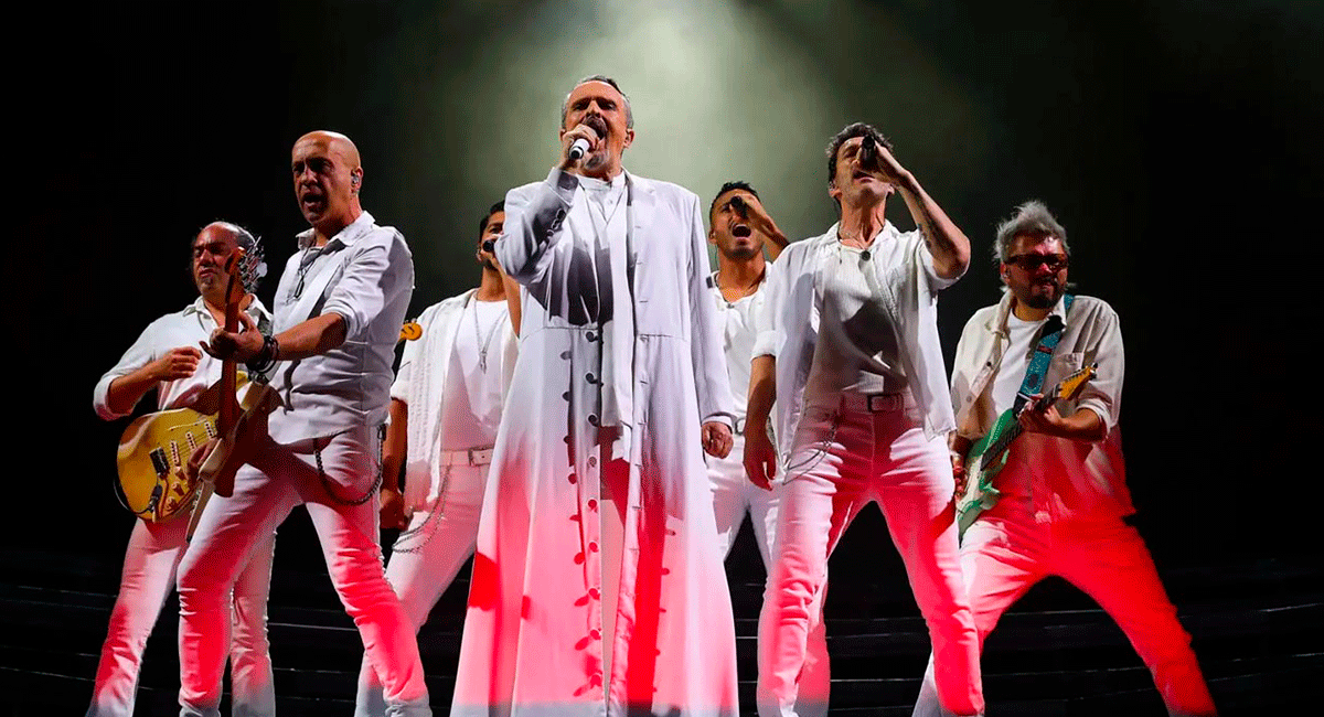 Miguel Bosé emociona a Lima y revive sus grandes éxitos tras 14 años de ausencia