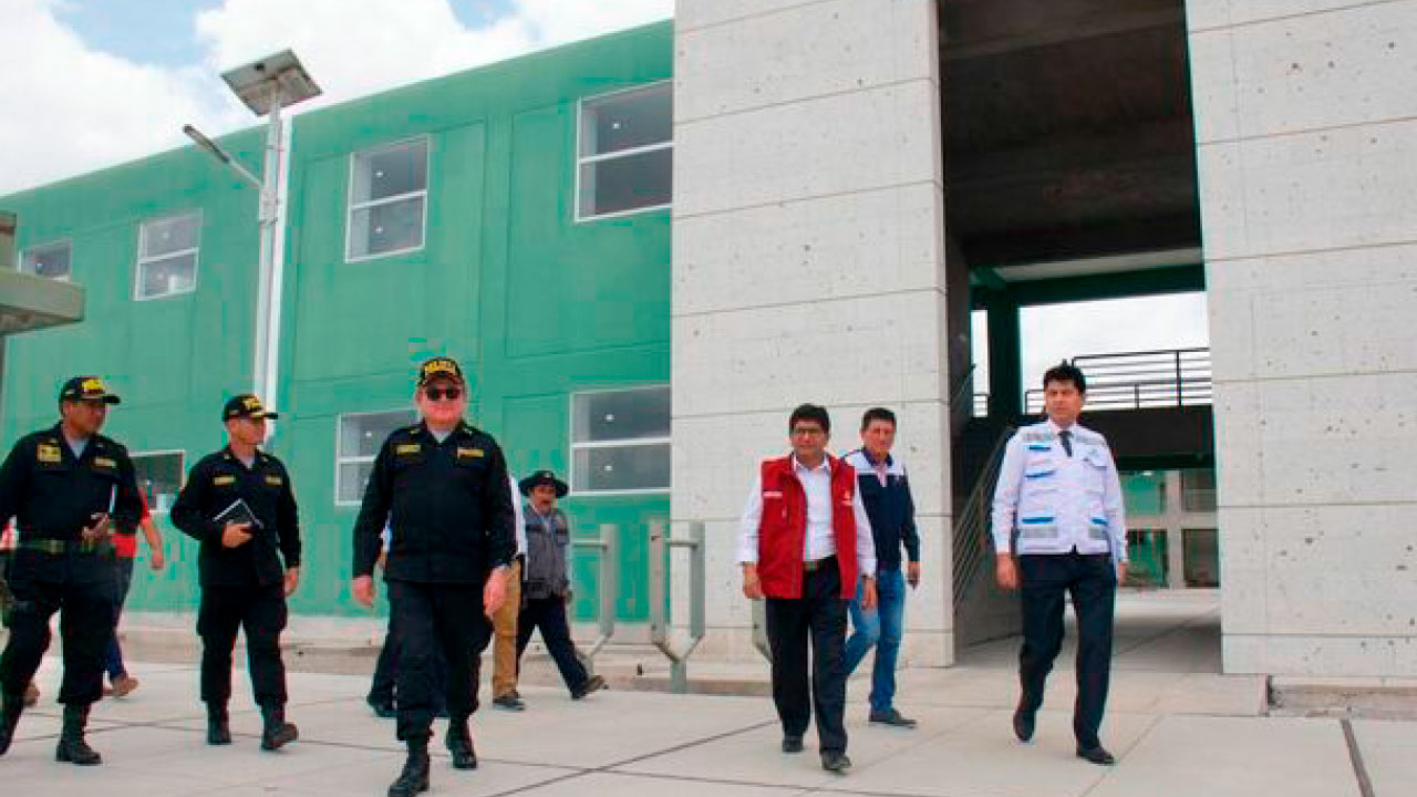 Interés político frena avances de proyecto de agua para escuela PNP en La Joya