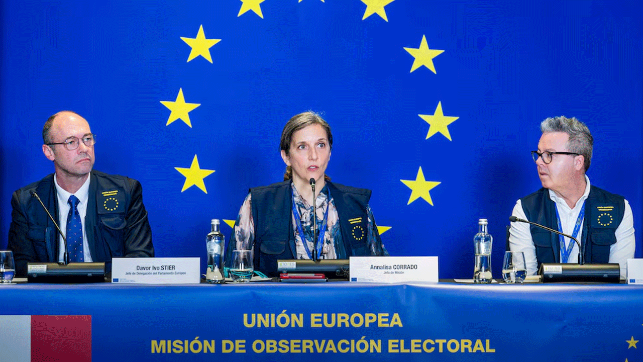 UE descarta fraude electoral en Perú y pide esperar resultados oficiales