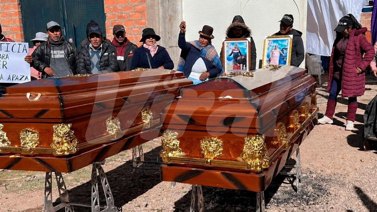 Exigen justicia por muerte de madre e hijo en Puno