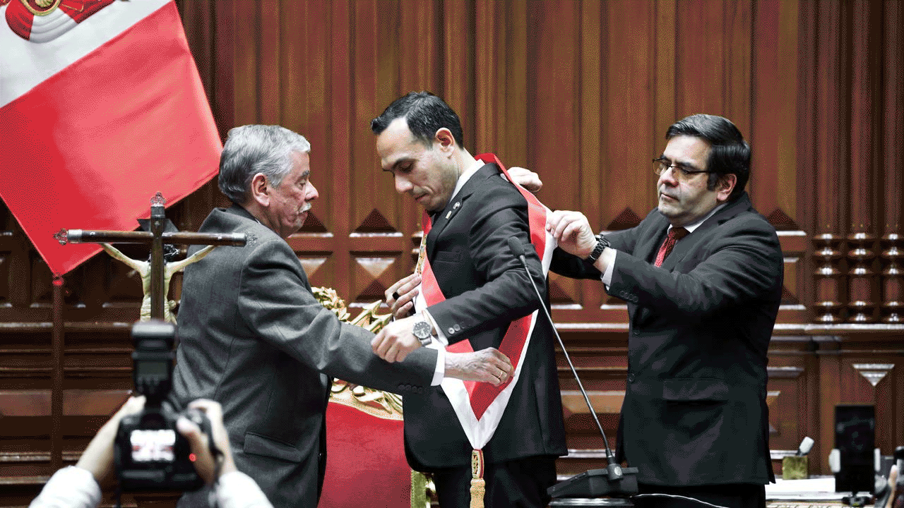 Congreso debate censura contra José Jerí en pleno extraordinario: presidente no asistirá a la sesión