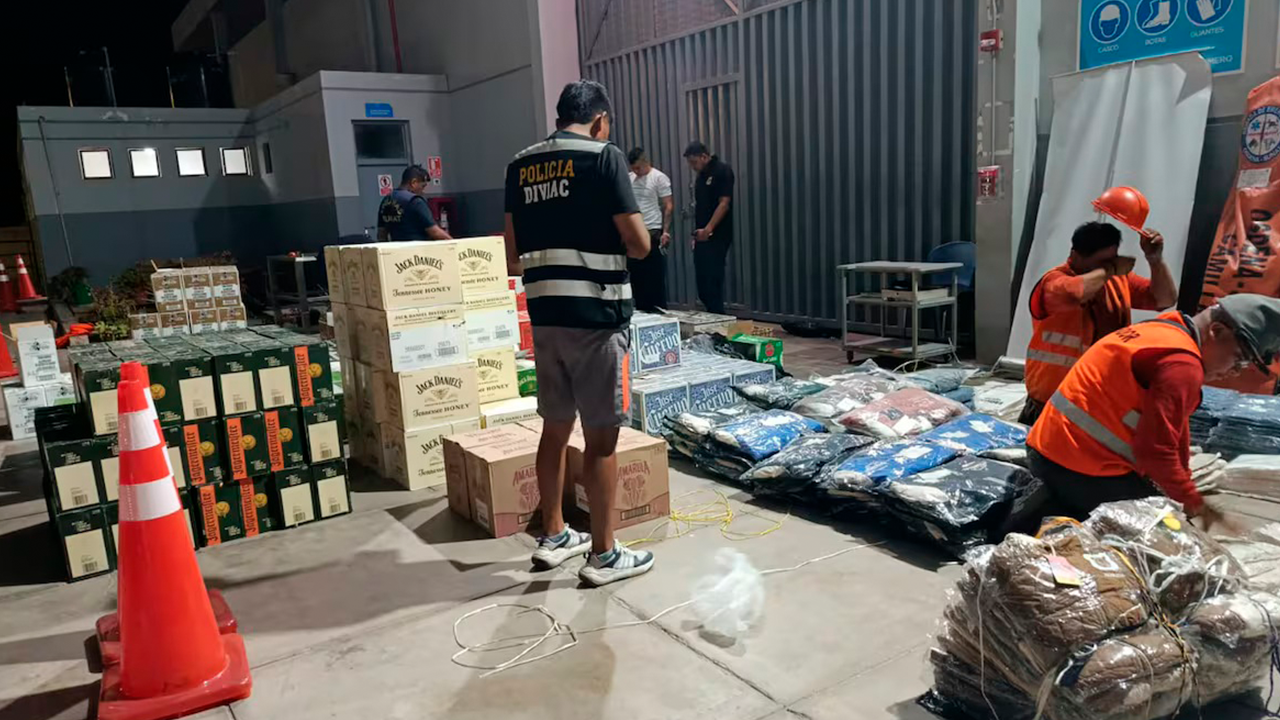 Incautan mercadería de contrabando valorizada en S/250 mil en la Costanera y detienen a dos sospechosos