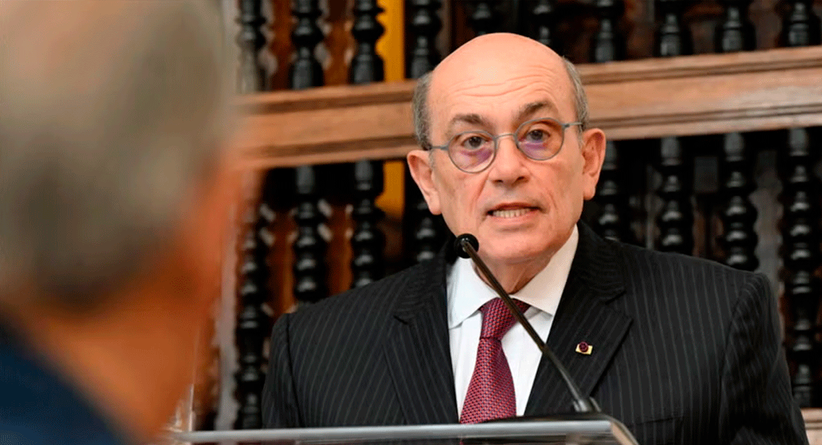 Canciller Hugo de Zela viajará a Chile para representar al Perú en transmisión de mando presidencial