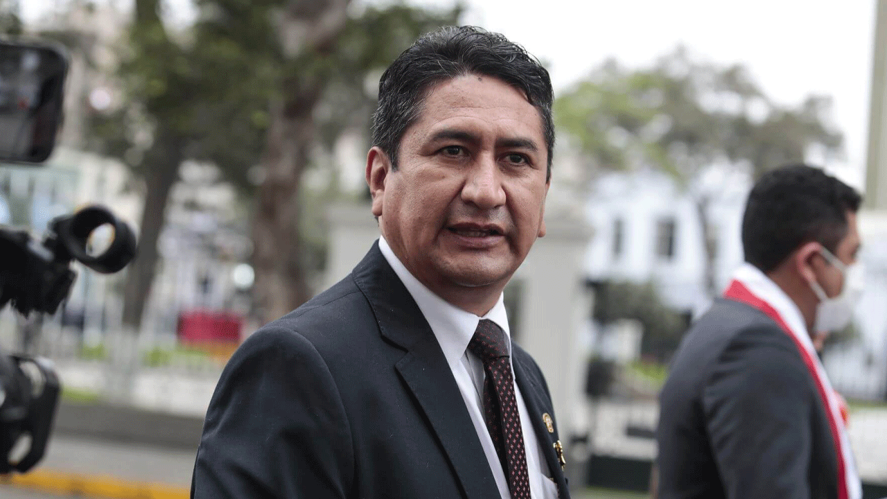 PJ amplía por 24 meses investigación contra Vladimir Cerrón por presunto financiamiento ilegal de Perú Libre